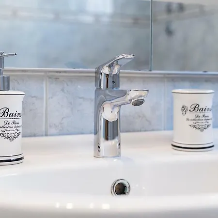 Neda House Apartment